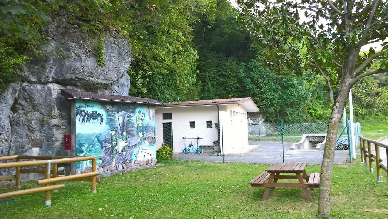 Roggia 10 Lägenhet Longarone 0*,  Italien